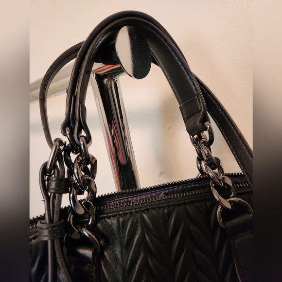 Simply Vera Vera Wang Graham Soft Satchel Bag - Picture 2 of 10